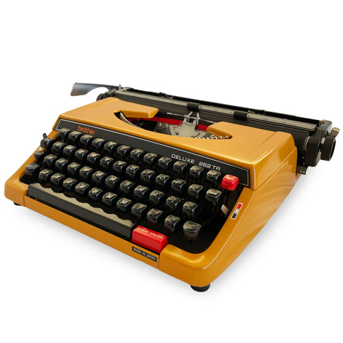 Brother Deluxe 262 TR Typewriter