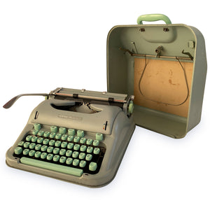Sea Foam Hermes 3000 Typewriter - Cursive/Script Font